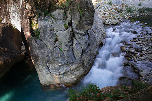 台湾花莲太鲁阁风景区,美丽的砂卡礑溪