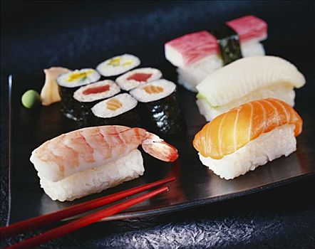 寿司,褐色,大浅盘,筷子