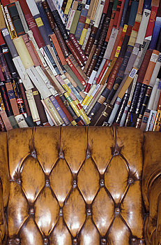 书本,一堆,后面,椅子