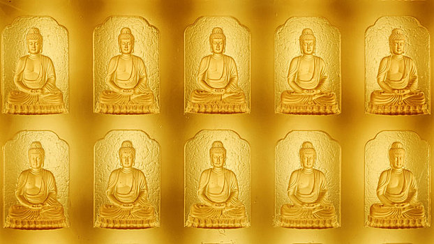 金色坐佛像,拍摄于山东省济宁市兖州兴隆文化园