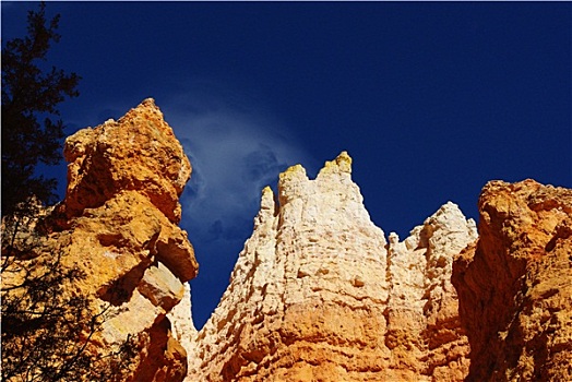 白色,橙色,岩石构造,神秘,云,布莱斯峡谷国家公园