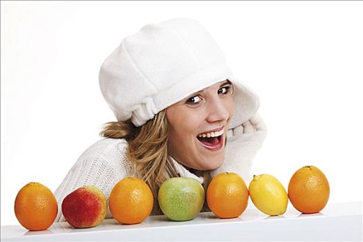 女青年,白人,高领毛衣,毛帽,水果,排列,正面