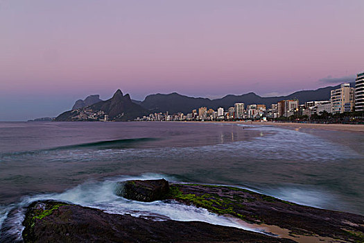 伊帕内玛海滩,日出,里约热内卢,巴西