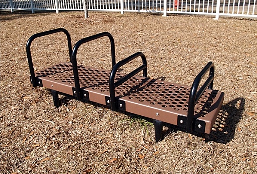 长椅,健身器械,公园