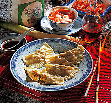 饺子,瓷器,烹饪
