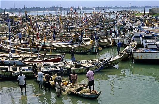 加纳,中央区域,打渔船队