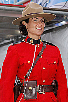 女性,加拿大皇家骑警,深红色,制服