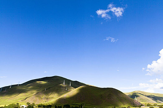 青山电线塔