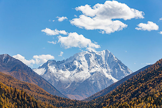 雅拉雪山