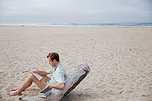 男人,读,海滩
