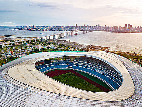 建设中的湛江奥林匹克体育中心