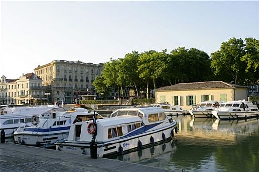 法国,朗格多克-鲁西永大区,港口,驳船