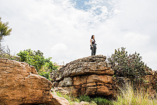 美女,游客,向外看,石头,南非