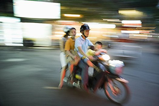 家庭,摩托车,老城区,河内,越南