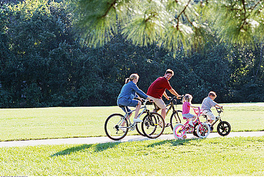 家庭,骑,自行车