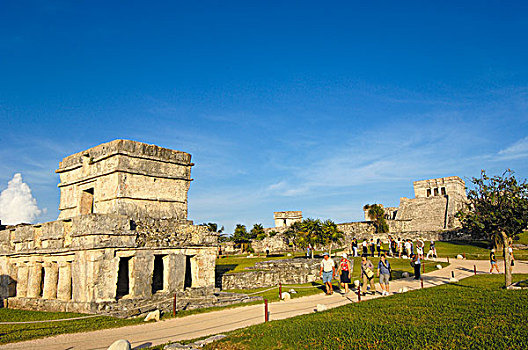 城堡,卡斯蒂略金字塔,玛雅,遗址,马雅里维拉,尤卡坦半岛,墨西哥