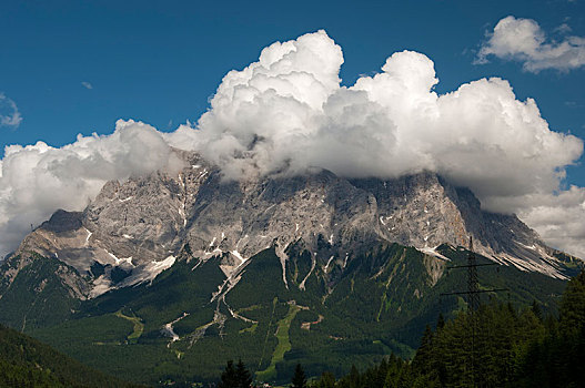 积云,隐现,上方,山脊,埃尔瓦尔德,提洛尔,奥地利,欧洲