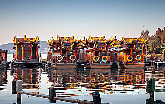 传统,中国,木质,娱乐,船,停泊,西部,湖,海岸,著名,公园,杭州,市中心