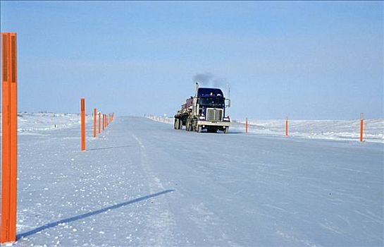 卡车,驾驶,冰,道路,建造,油,独特,场所,冬天,普拉德霍湾,阿拉斯加,美国