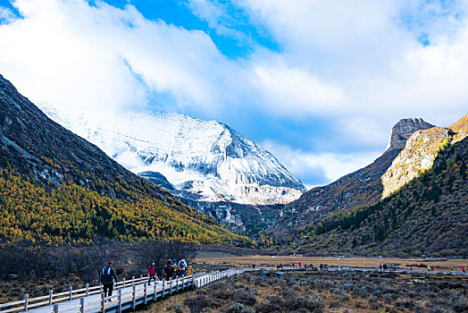 稻城亚丁秋色,秋季风光,高原雪山摄影,四川,甘孜州,秋天风景,自然风光摄影,仙乃日,央迈勇,夏诺多吉,三大神山,2020年1