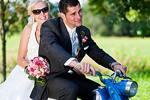 婚礼,情侣,摩托车,骑,未来