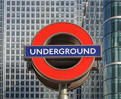伦敦地铁标志