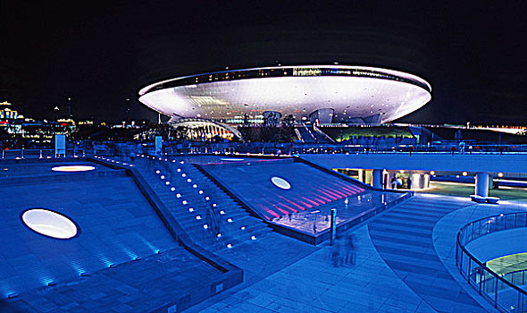 上海世博会世博文化中心夜景