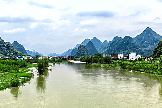 桂林阳朔漓江山水风光