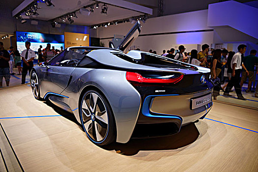 bmw宝马i8电动汽车