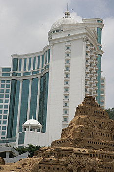 珠海沙雕与现代化建筑