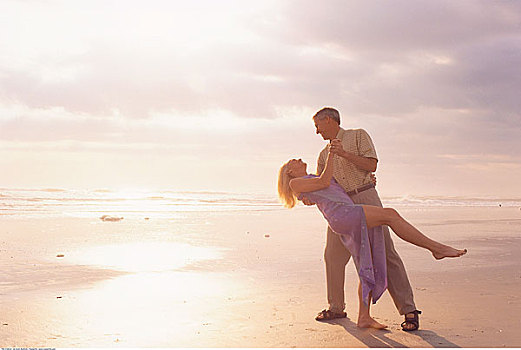 伴侣,跳舞,海滩