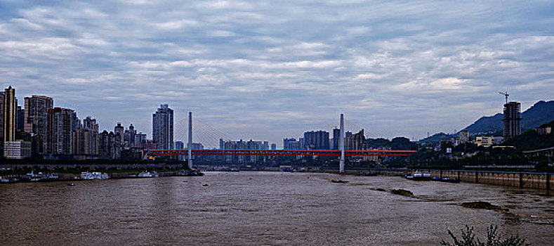 重庆长江东水门大桥