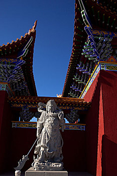 寺庙门前的门神珈蓝关公样,黑龙江海林