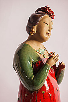 彩陶唐装仕女雕像