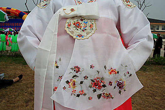 朝鲜族服装