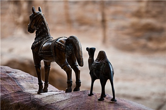 马,骆驼,小雕像