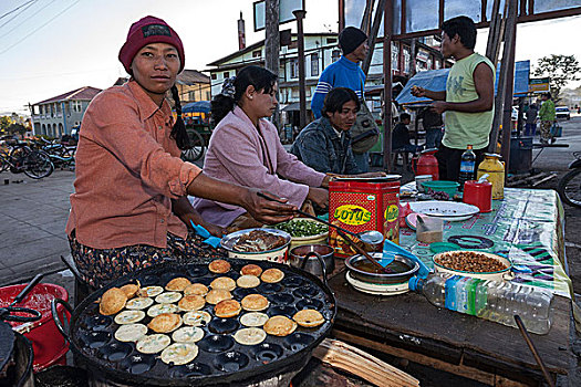食品摊,街道,卡劳,掸邦,缅甸,亚洲