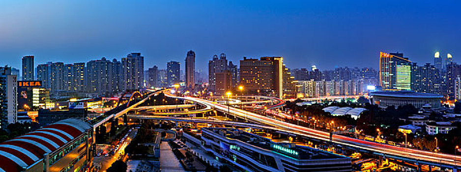 上海城市快速路