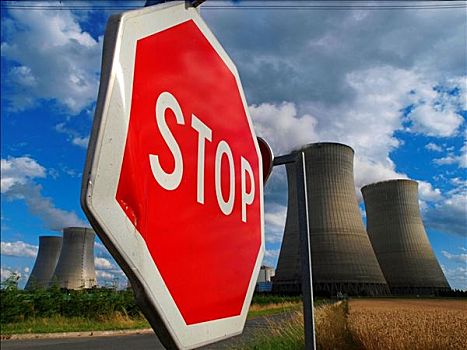 停车标志,冷却塔,核电站,背景,卢瓦尔河谷,法国