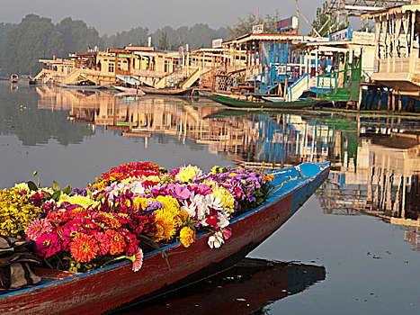 花,售出,希卡拉,传统,船,湖,斯利那加,查谟-克什米尔邦,印度,亚洲