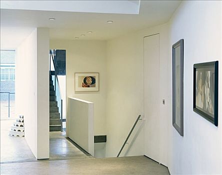 画廊,留白,艺术品,楼梯