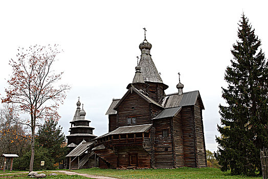 俄罗斯原始木屋