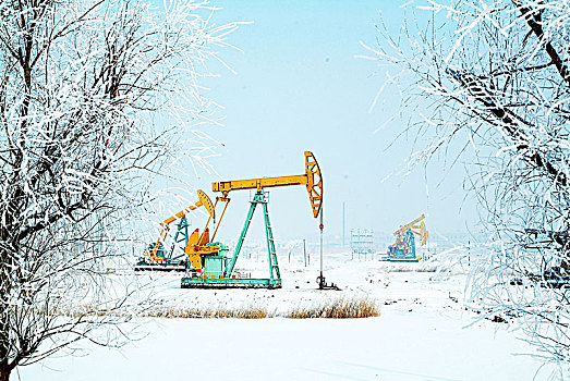 大庆油田采油作业景观