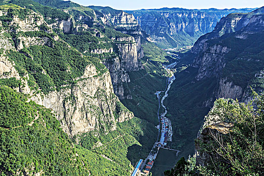 八泉峡水韵