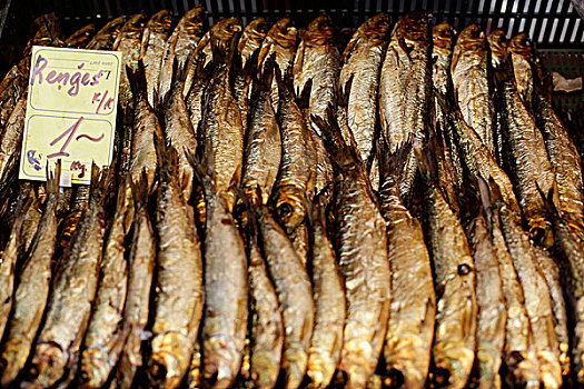 烟熏鱼,中央市场,里加,拉脱维亚