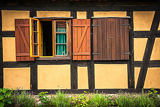 老,木制,房子,打开,窗户,勃兰登堡,德国,欧洲