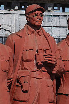 晋冀鲁边区首长刘伯承在武安的塑像