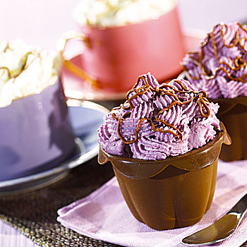 紫罗兰,杯形蛋糕