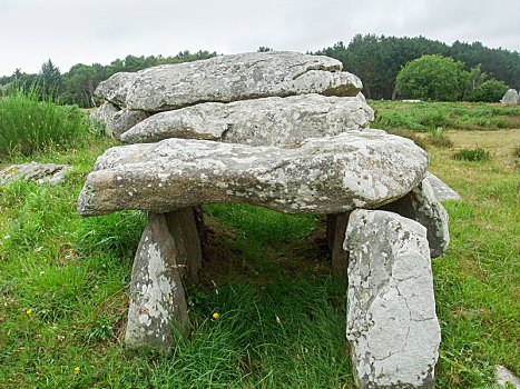 巨石墓,布列塔尼半岛