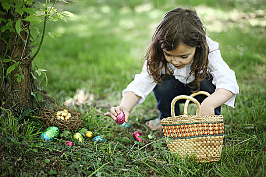 5岁,女孩,挑选,向上,复活节彩蛋,乡村
